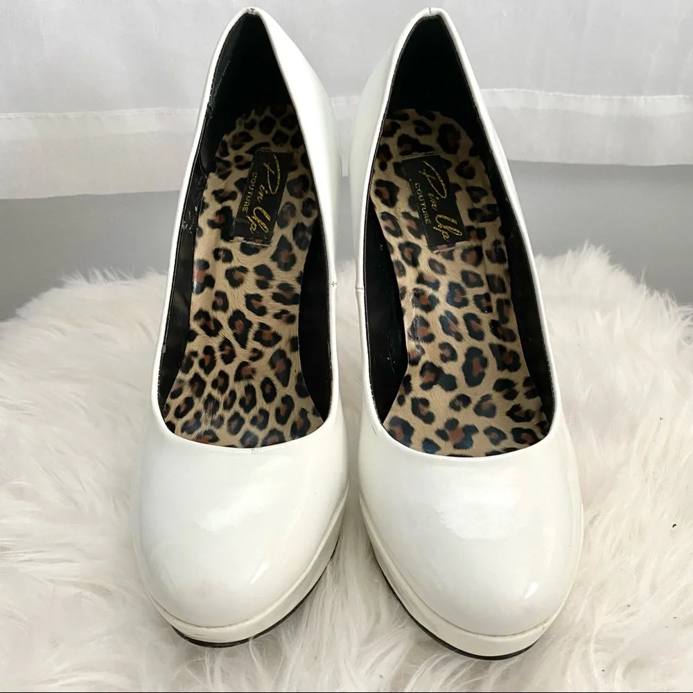 Pin Up Couture White “Harlow” Heels - Picture 3 of 15
